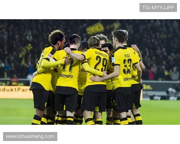 德甲五支球队最新比赛表现分析与战术解读